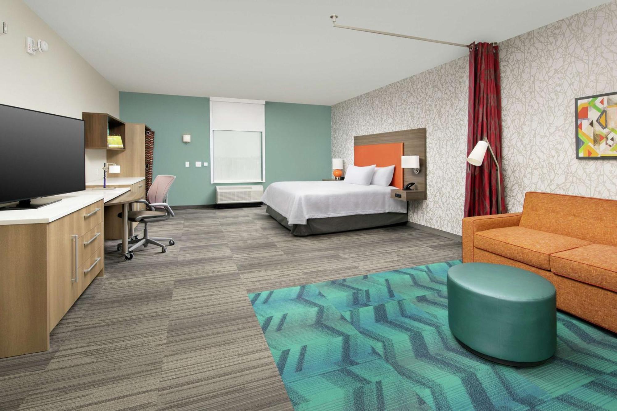 King Studio Suite Mobility Access or Non-Smoking